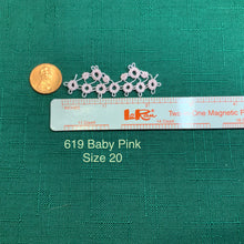 Load image into Gallery viewer, Shuttle Tatted Edging - Hens and Chicks