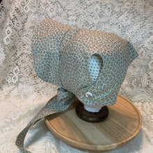 Load image into Gallery viewer, Vintage Bonnet - Blue Calico Bonnet w/Peter Cottontail Buttons