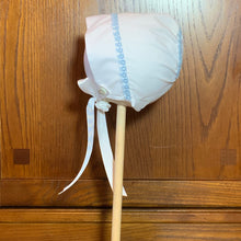 Load image into Gallery viewer, Fitted Bonnet