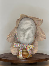 Load image into Gallery viewer, Shine Multi Petal Hat
