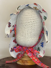 Load image into Gallery viewer, Lucky Petal Hat

