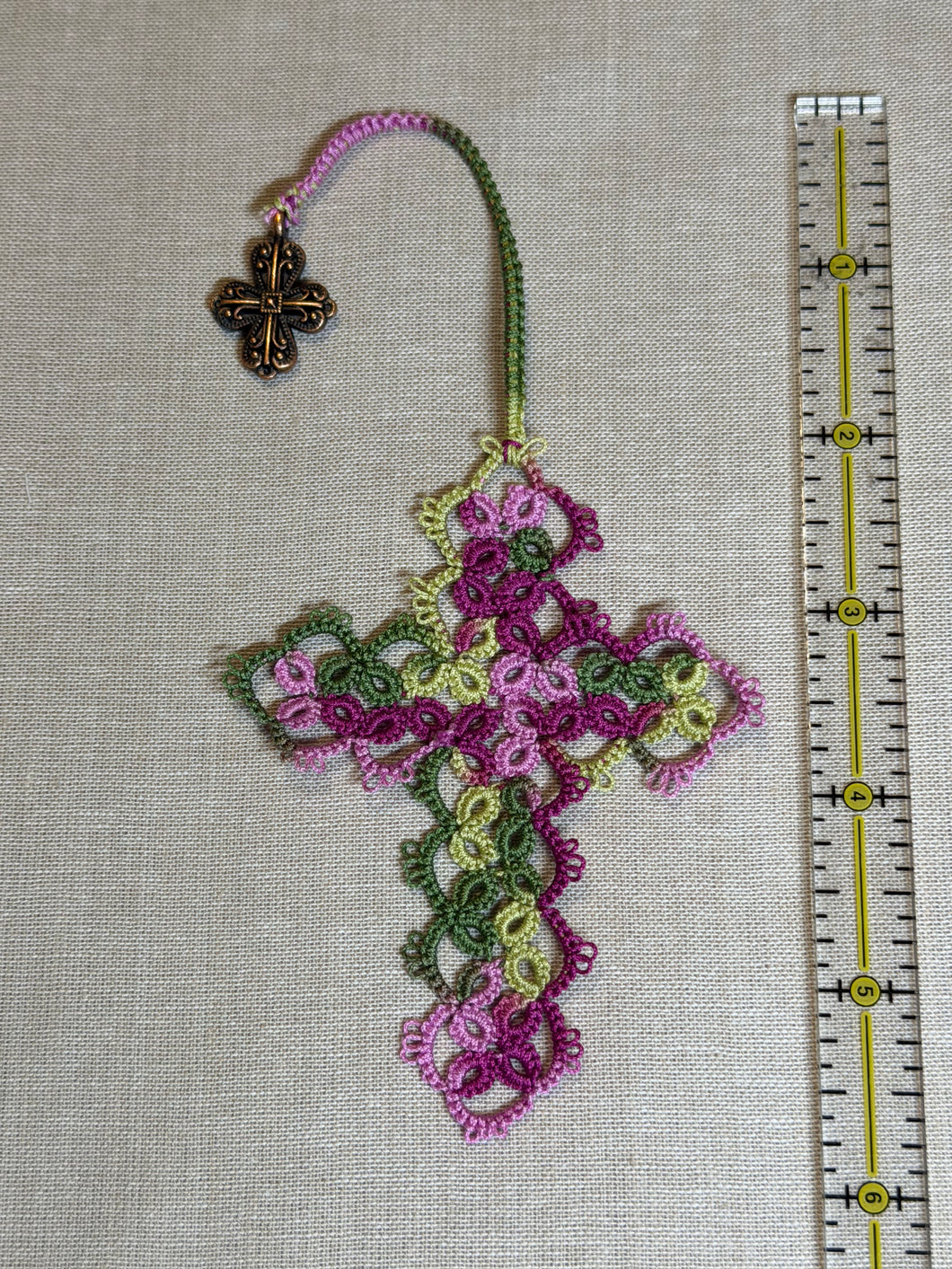 Bookmark - Shuttle Tatted Cross Bookmark