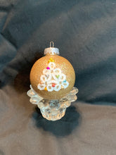 Load image into Gallery viewer, Christmas Ornament - Tatted Christmas Tree
