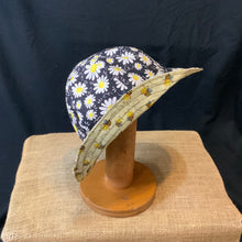 Load image into Gallery viewer, Sun Hat - Bees &amp; Flowers
