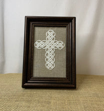 Load image into Gallery viewer, Shuttle Tatted Detailed Cross
